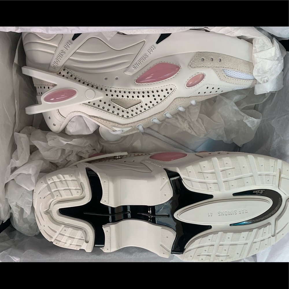RAF Simons cylon 21